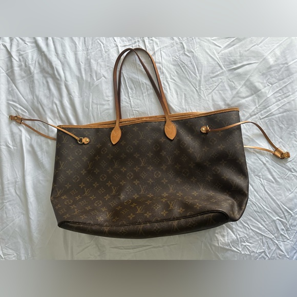 Louis Vuitton Neverfull GM - Picture 5 of 9